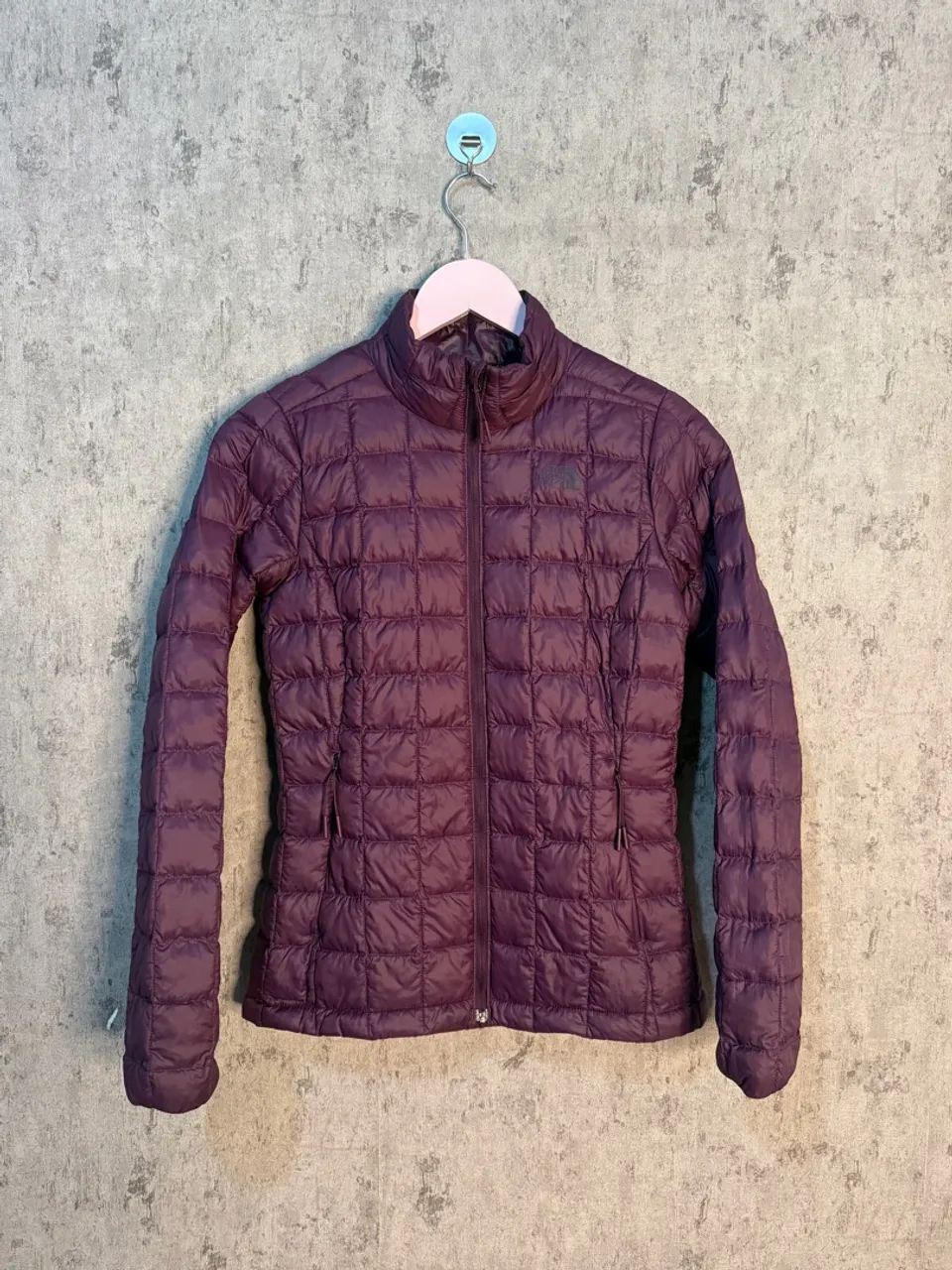 Jaqueta The North Face Thermoball roxa PP