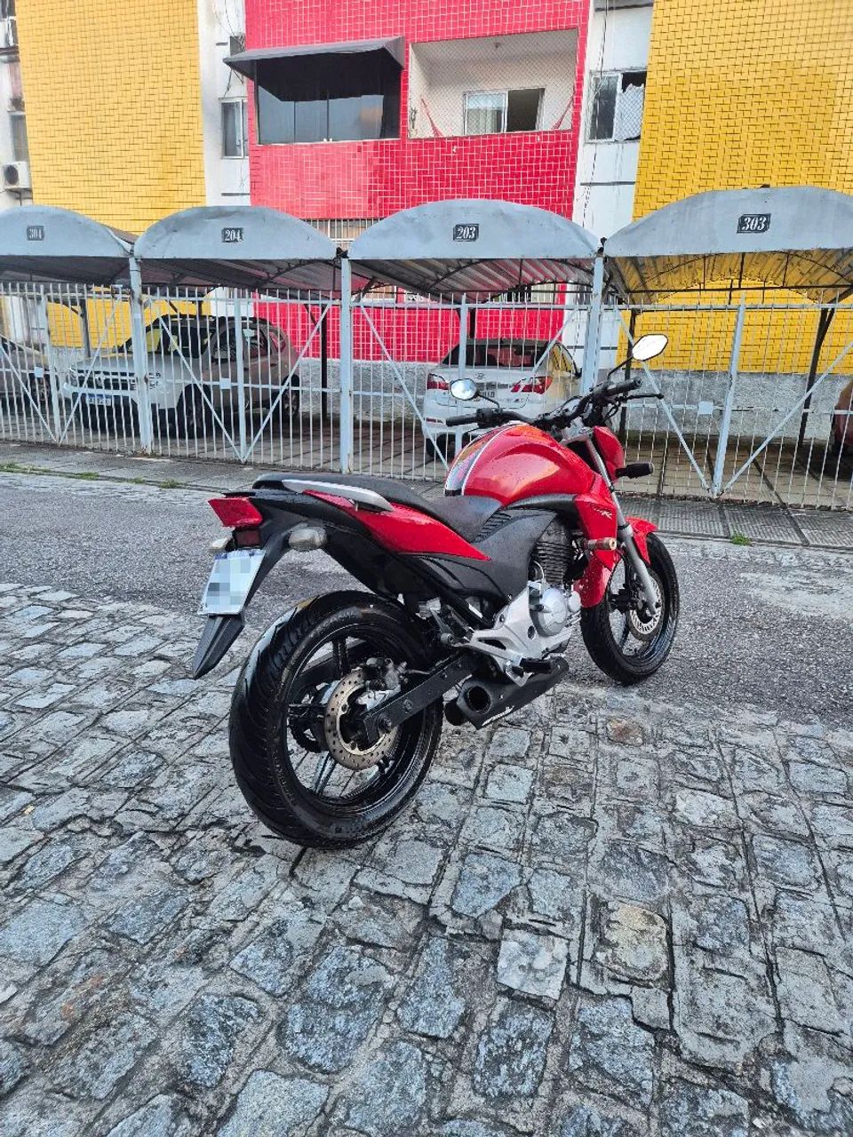 CB 300r 2015  - Foto 2