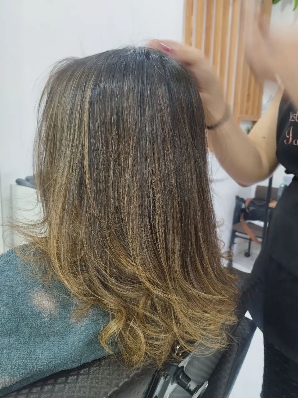 Mechas, Luzes, balaiagem. - Foto 2