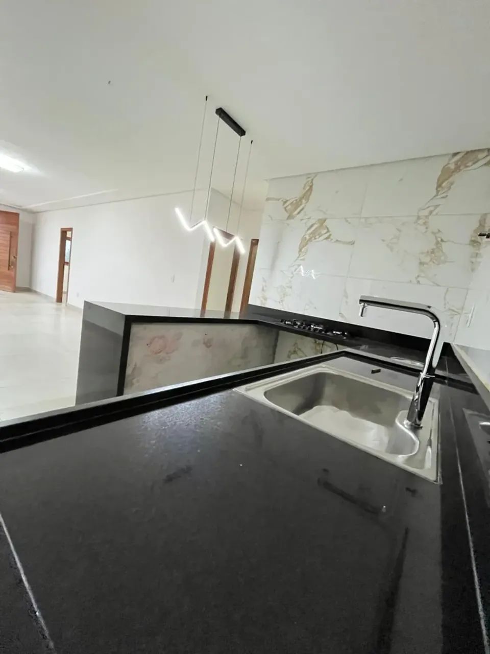 DUPLEX COM 2 E 3 QUARTOS NO ERNANI SATIRO - Foto 4