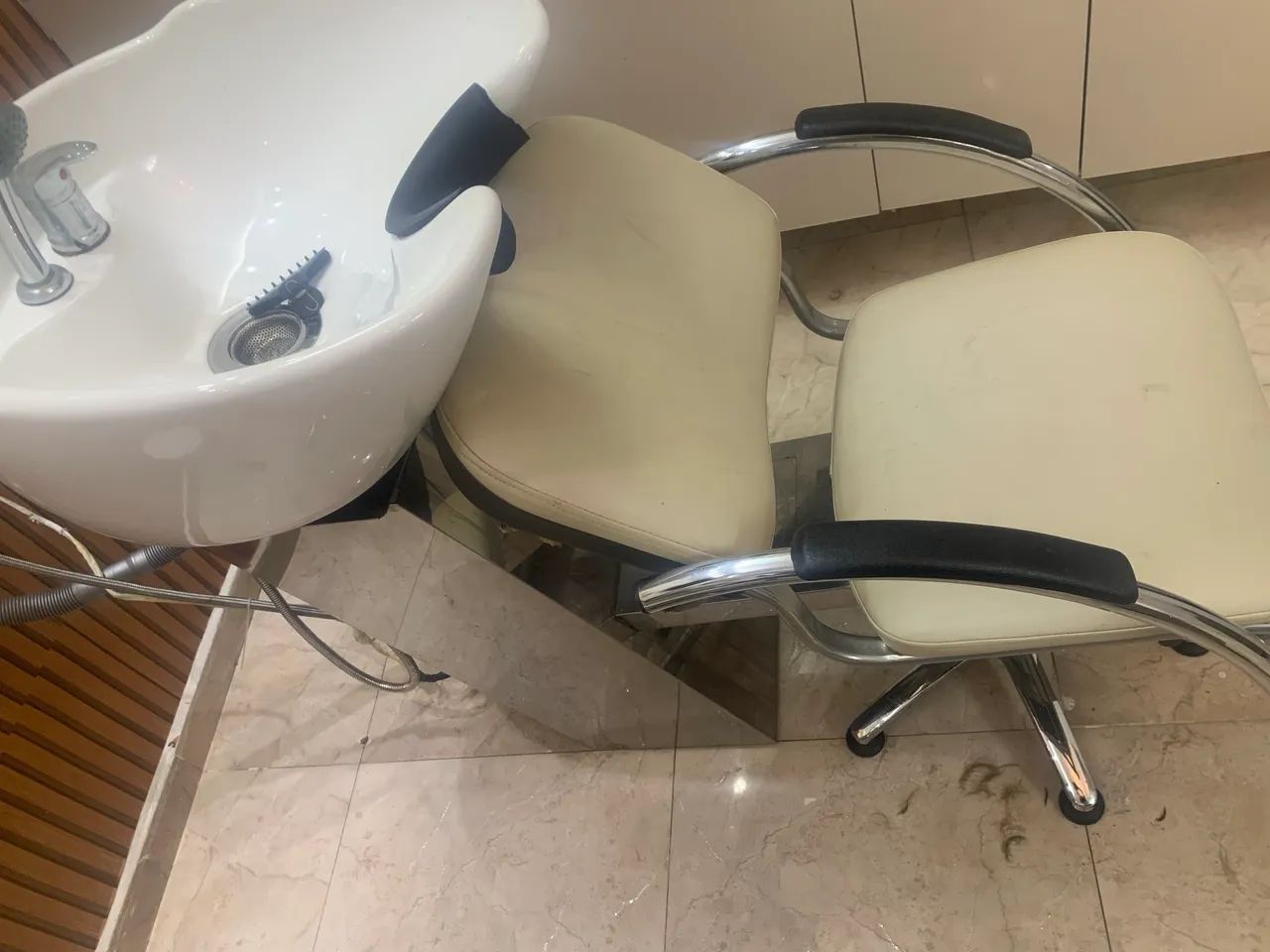Lavatório de cabelões - Foto 2