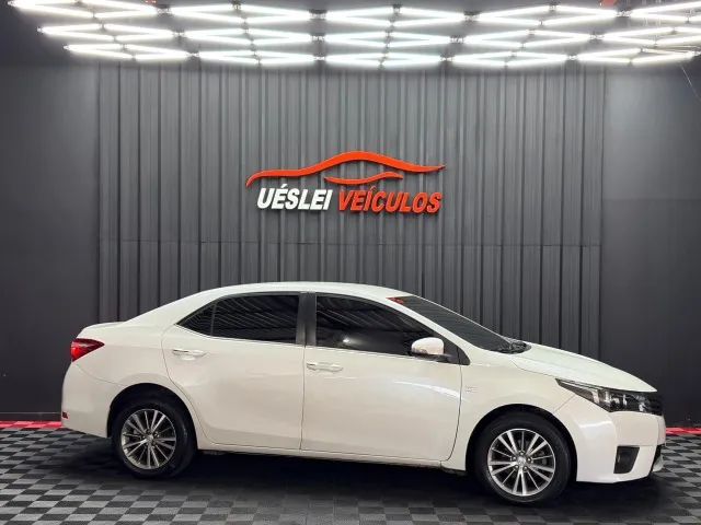 Toyota Corolla Altis 2.0 Flex 16V Aut. 2015 - Foto 3