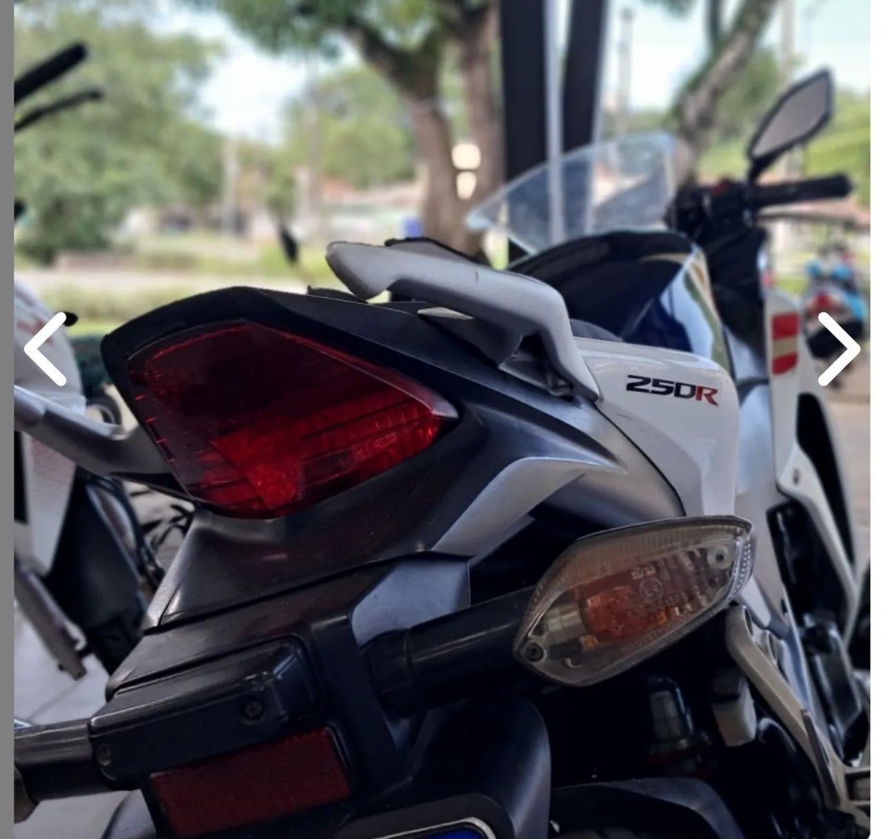 CBR 250r - Foto 2