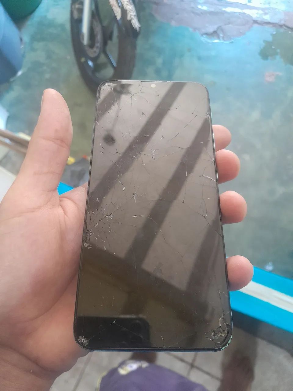 VENDO UM MOTO E20 COM DISPLAY QUEIMADO - Foto 2