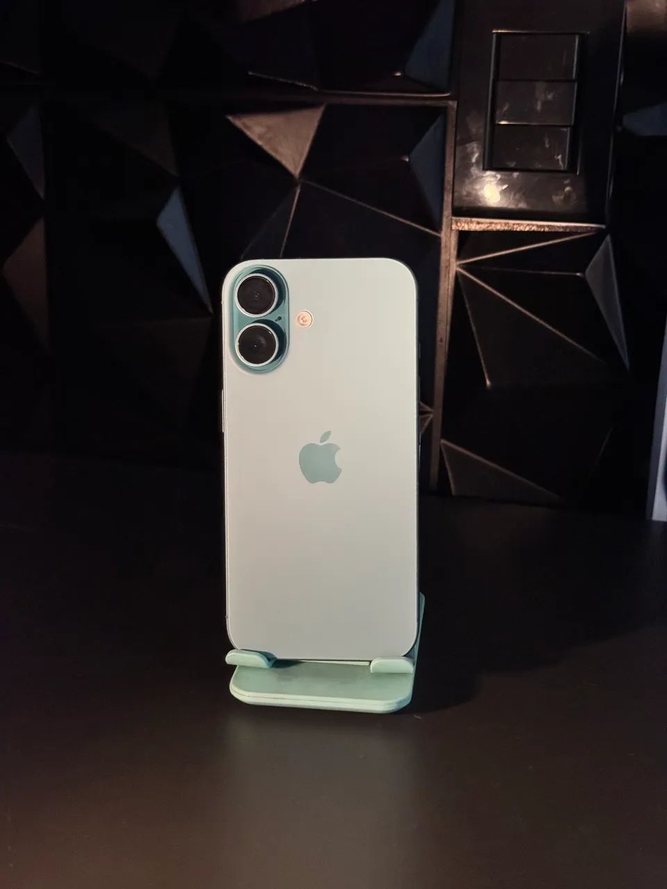 iPhone 16 128gb