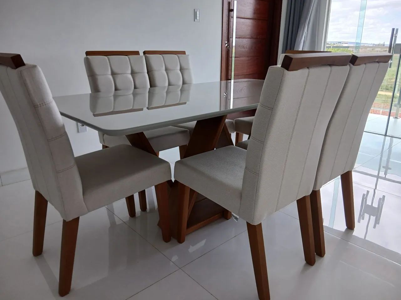 Mesa com 6 cadeiras nova - Foto 2