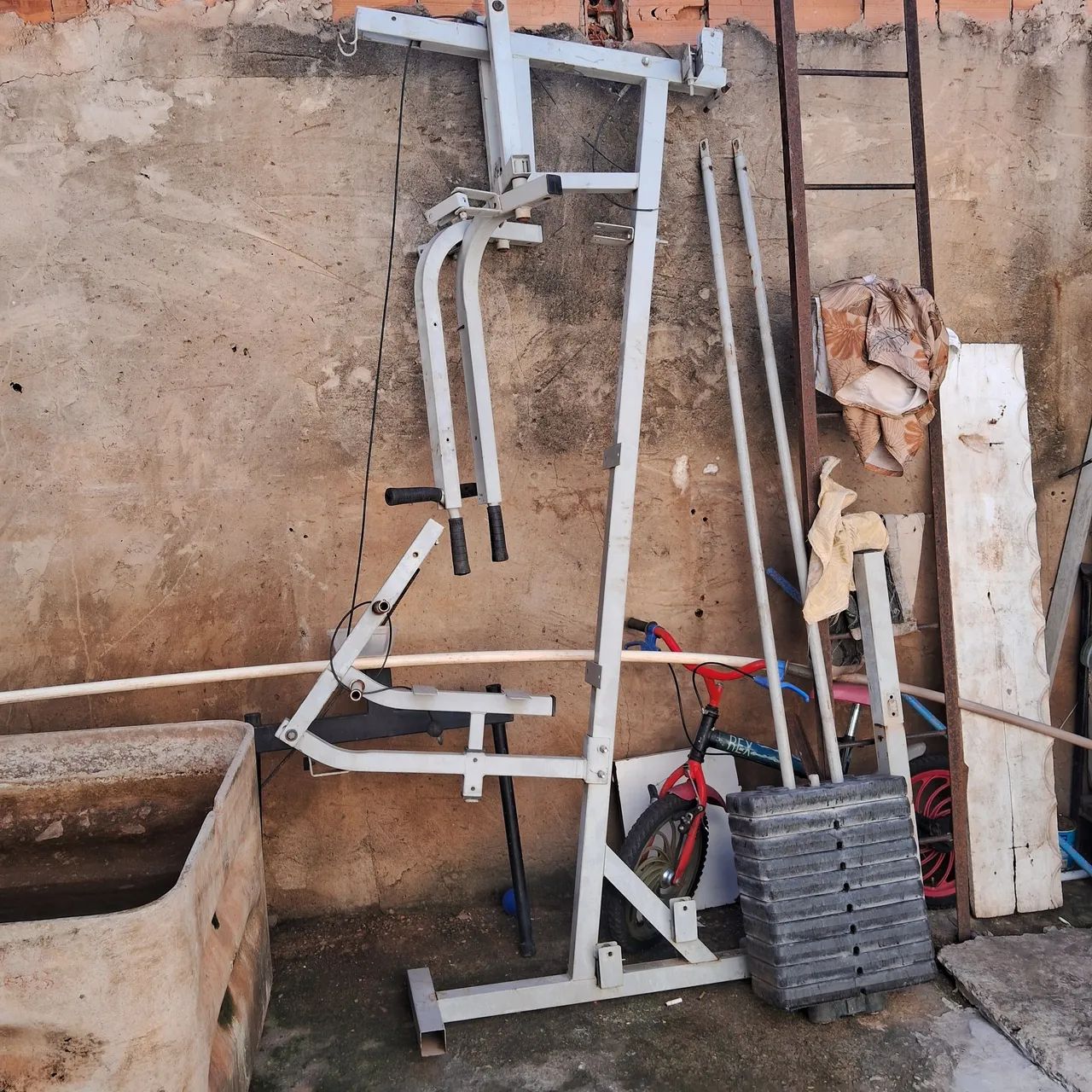 Máquina de musculação para reforma - Cuiabá
