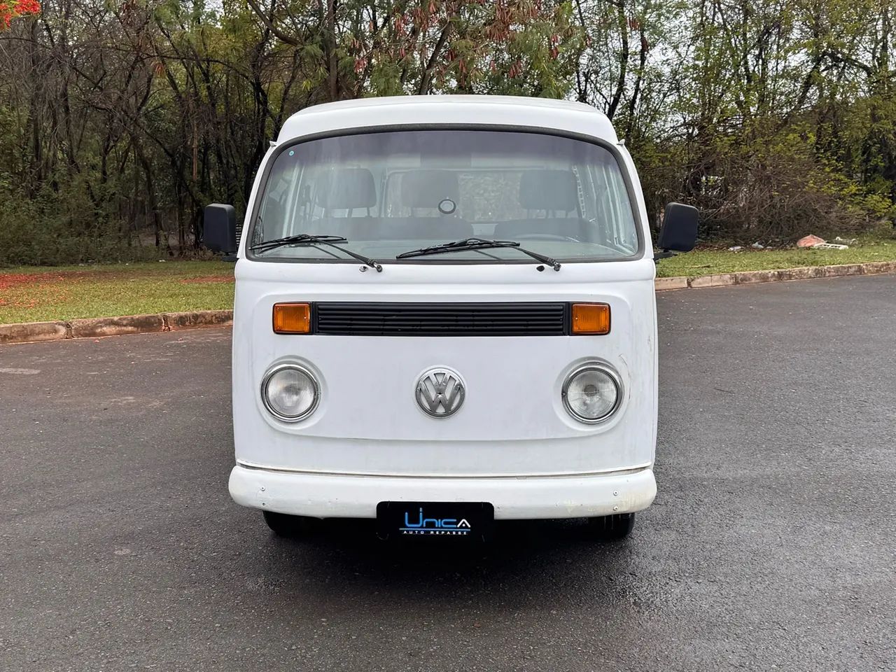 Volkswagen Kombi Standard/ Luxo/ Serie Prata 2000