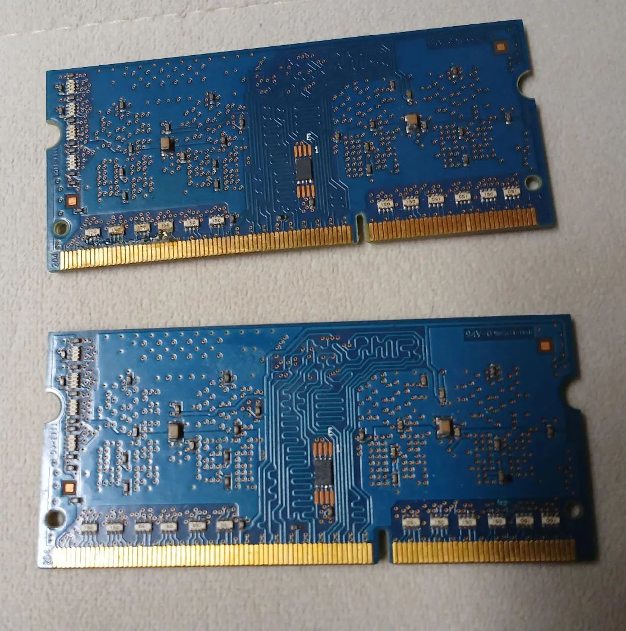 Placa Memoria Hynix 1GB 1Rx16 PC3 - Foto 2