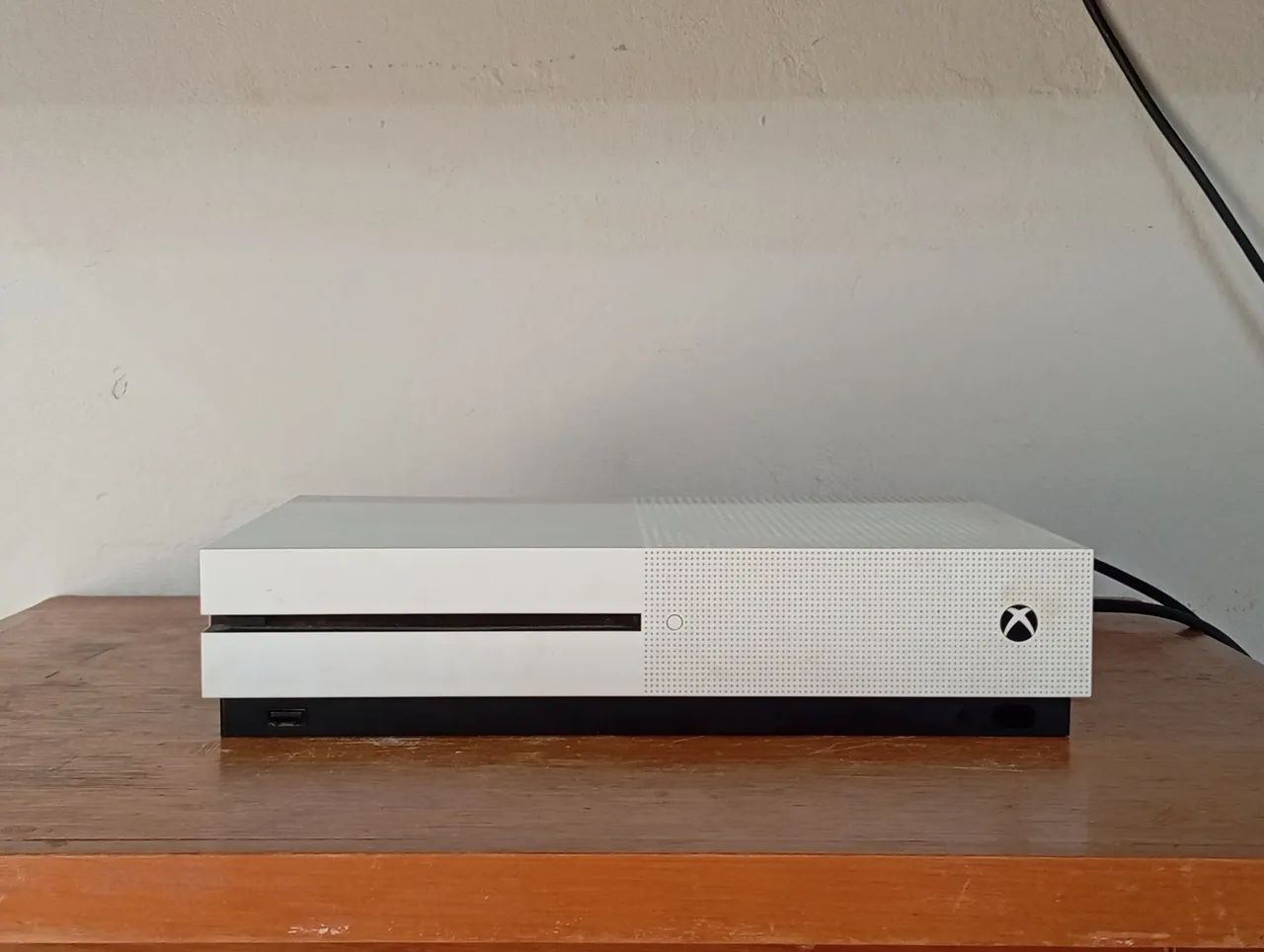 Xbox One S (Com jogos)