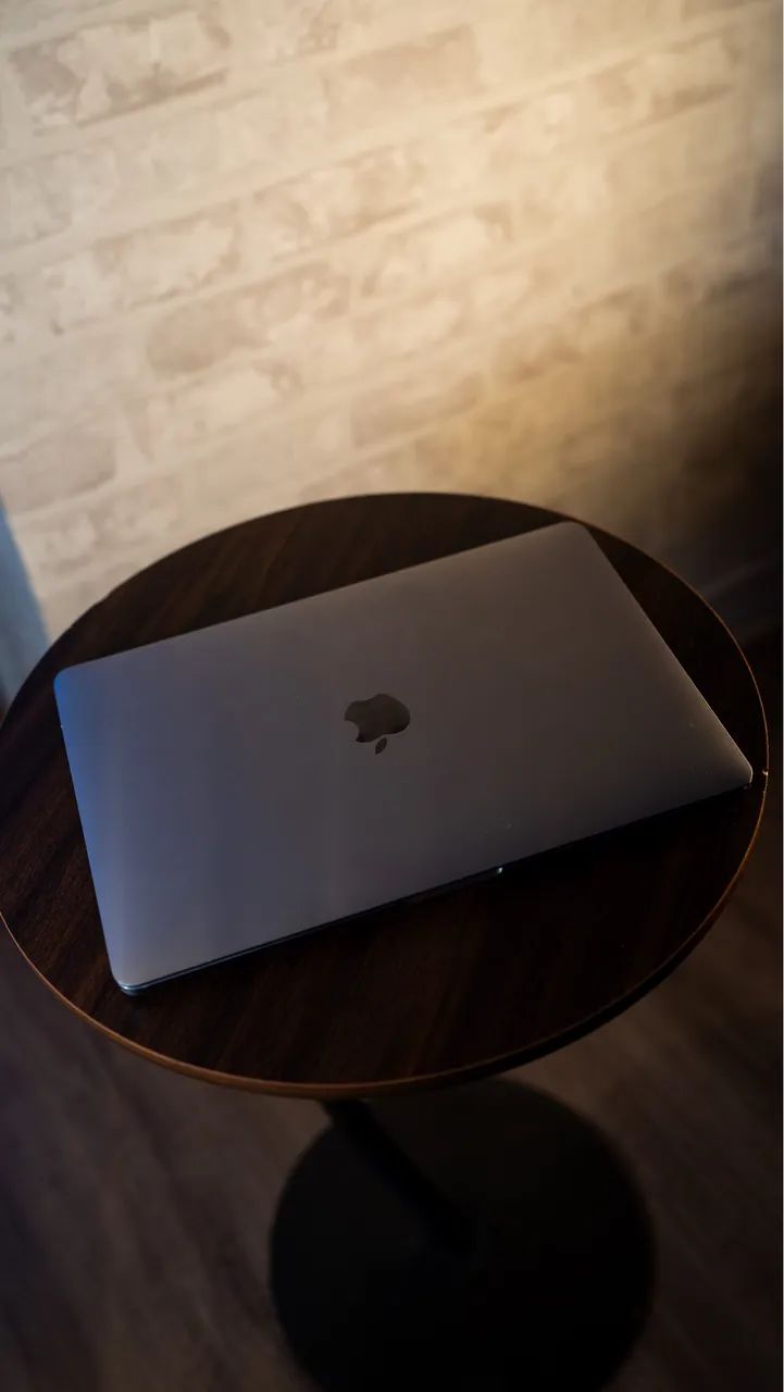 MacBook Pro M1 2020 スペースグレイ 8GB 512GB Macbook Pro 2020, 13.3'', M1, 8gb, Ssd-512gb (Recondicionado