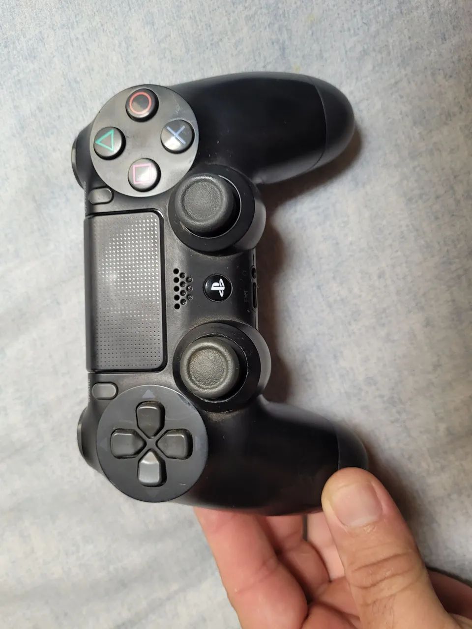 Controle de PS4 original funcionando perfeitamente,  nao aceito menos