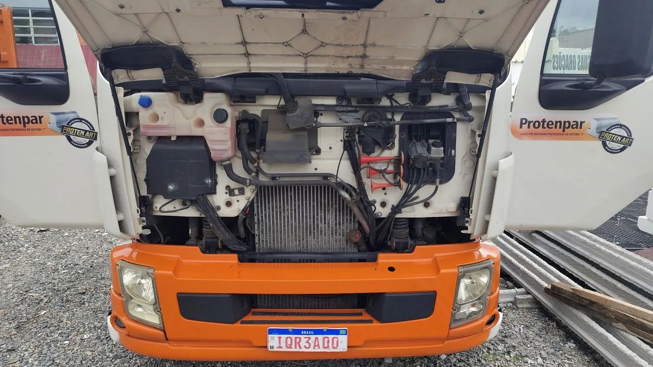 VOLVO VM 310 + MUNCK HYVA 2022 - PRONTO PARA TRABALHA - Foto 9