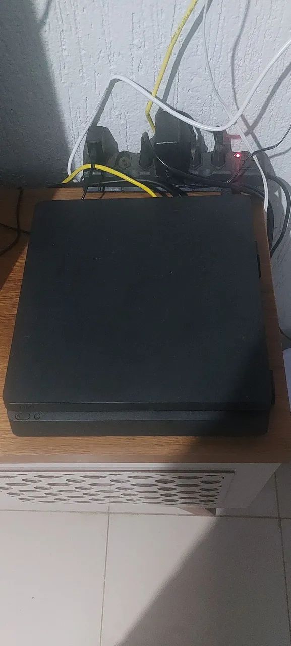 PLAYSTATION SONY PS4 de 1tr - Foto 3