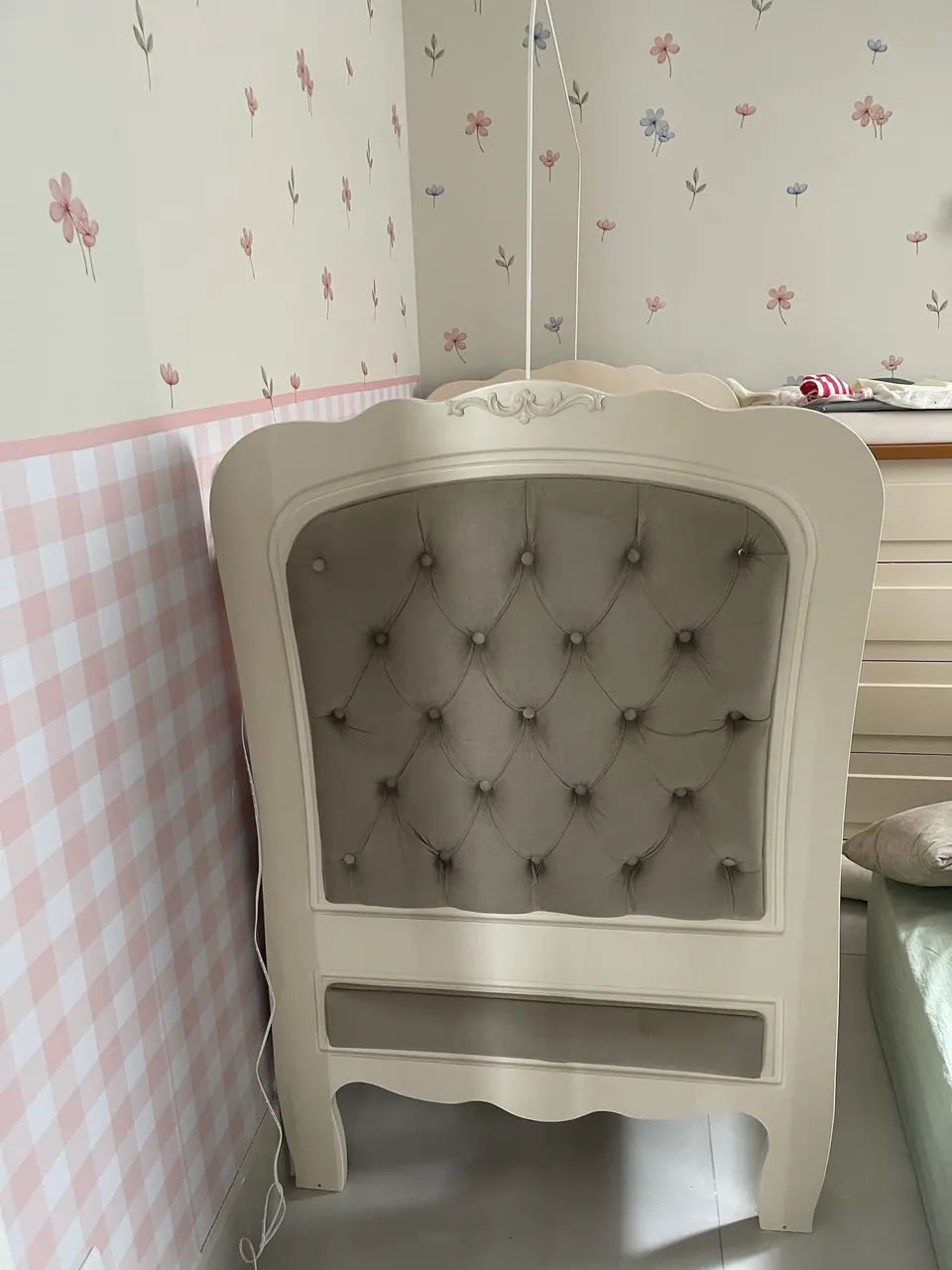 Berço estilo PROVENÇAL + mosquiteiro 
