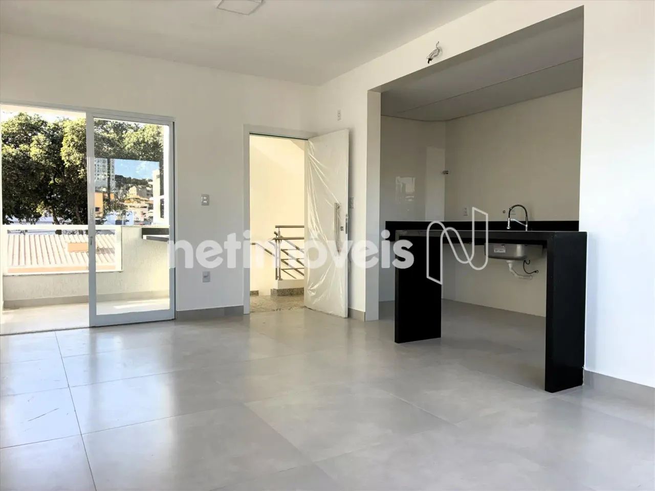3 quartos prontos para instalação de ar-condicionado com 01 suíte e varanda, 100m²; - Foto 4