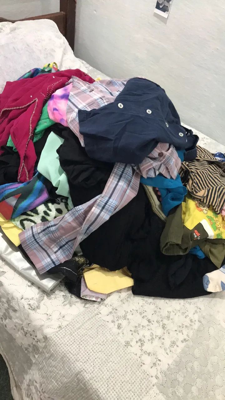 vendo roupa pra brechó e bazar