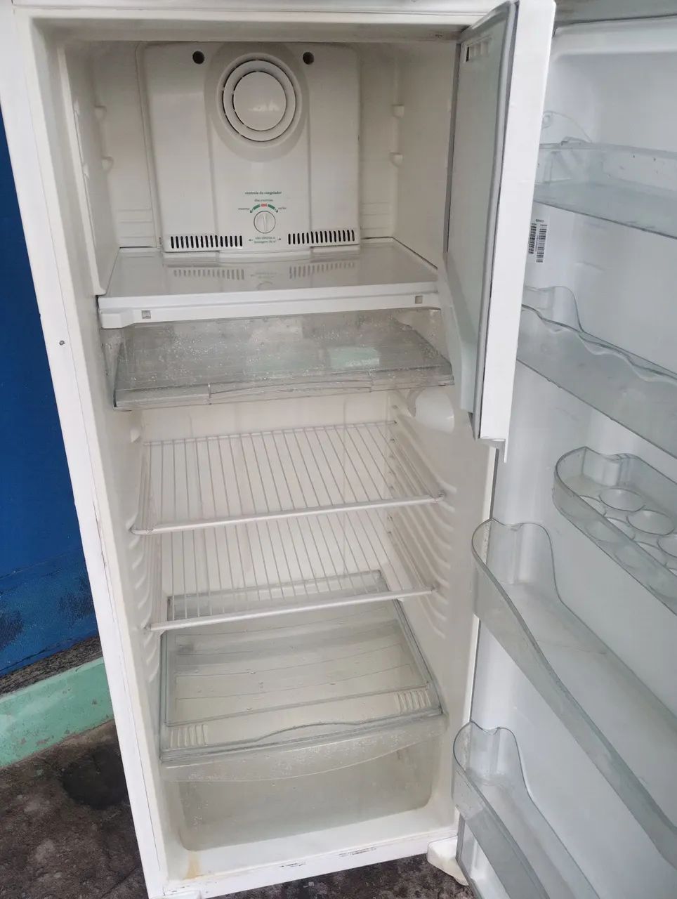 Vendo uma geladeira  - Foto 4