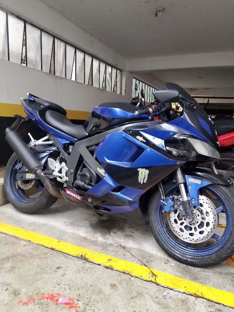 Vende se comet GTR 250 2009