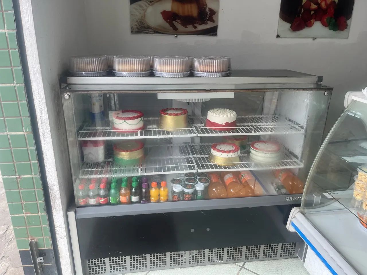 Vitrine refrigerada 