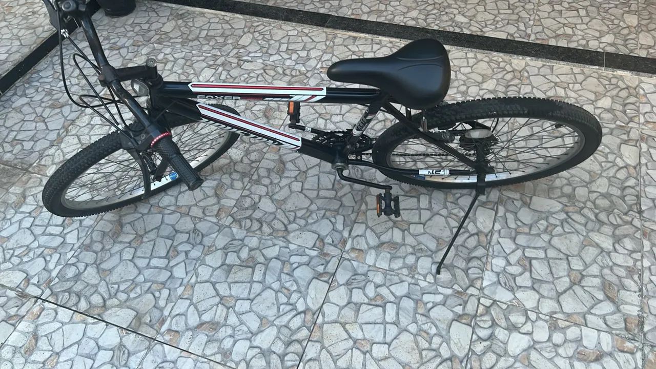 Bicicleta conservada  - Foto 2