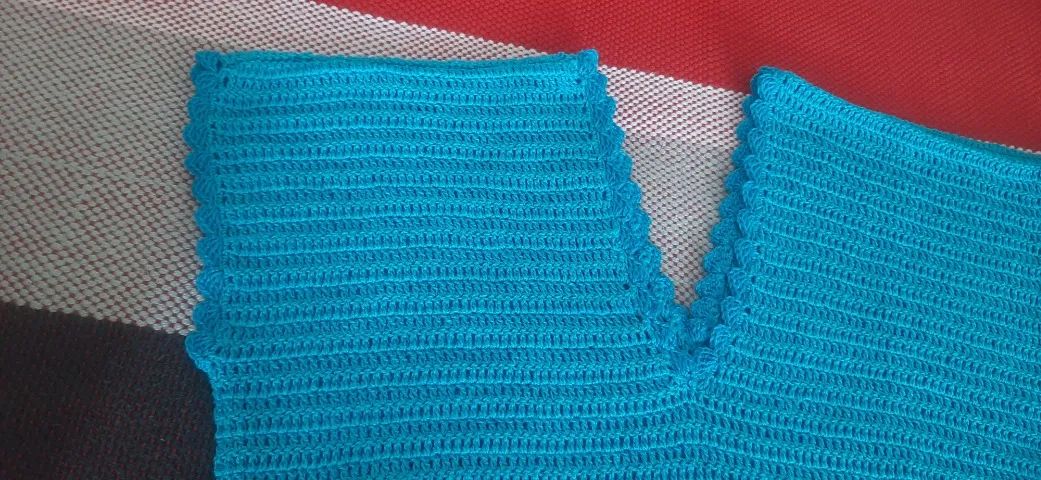 blusa em croche, veste do 40 ao 44 - Foto 4