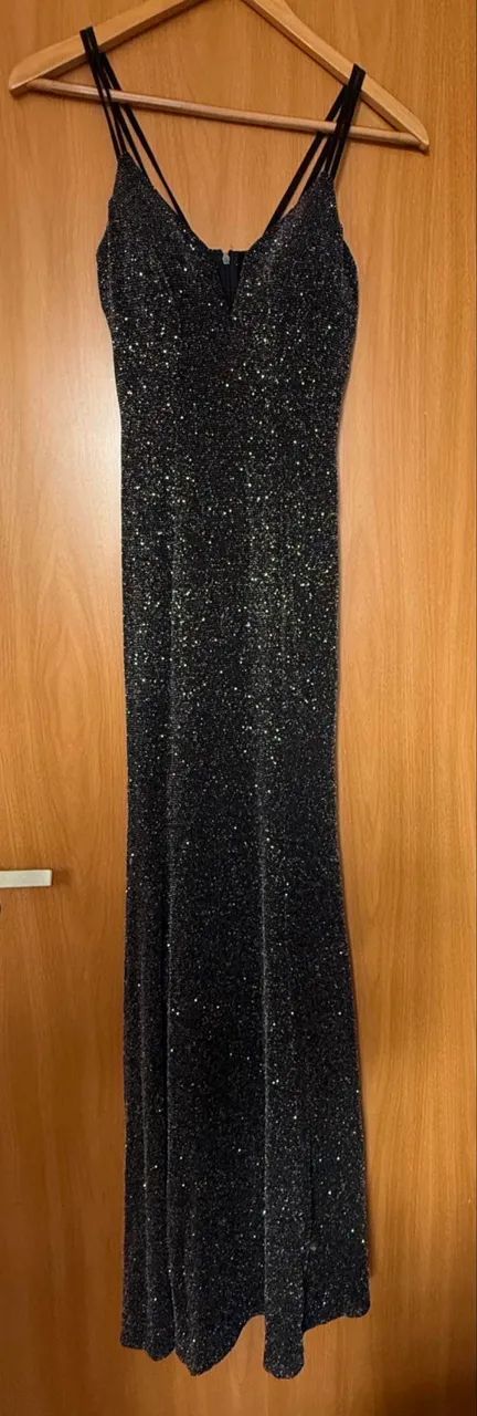 VESTIDO PRETO BRILHO