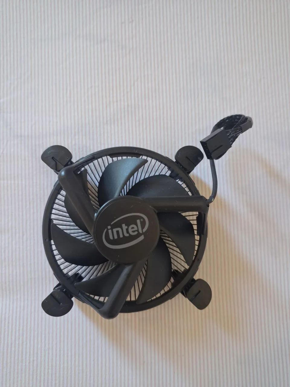 Cooler Stock Intel LGA1200 - Foto 4