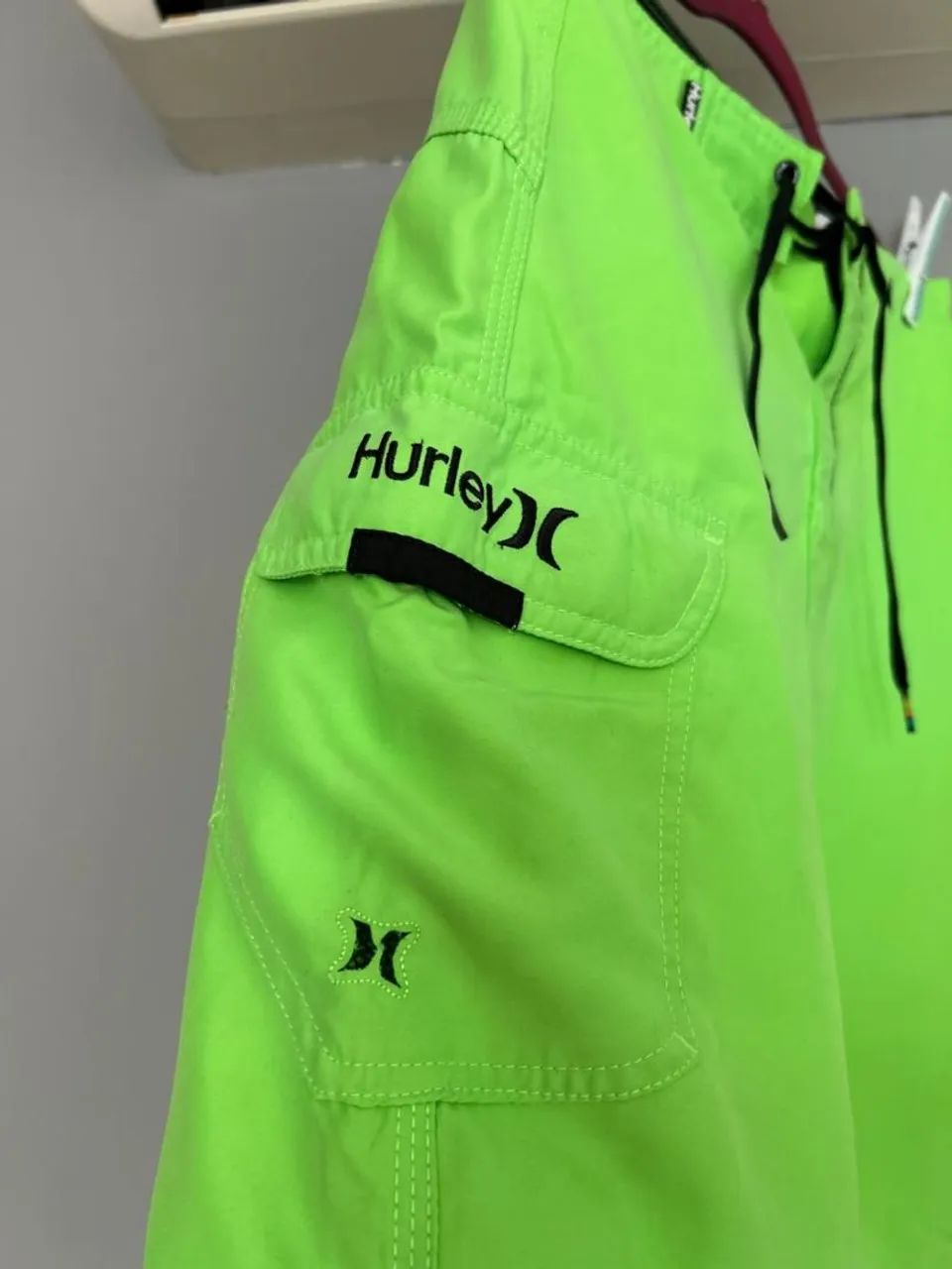 Bermuda Hurley - Foto 4