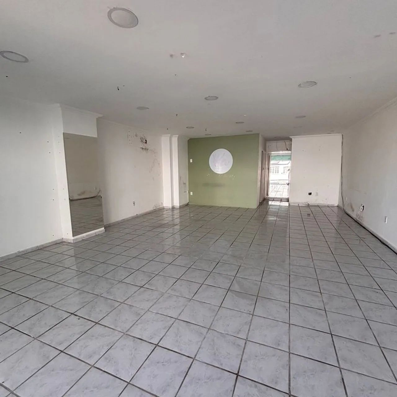 Loja 60m2 Vieiralves João Valério - Foto 3