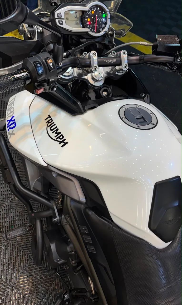 Triumph Tiger 800 XRX 2015 - Foto 5