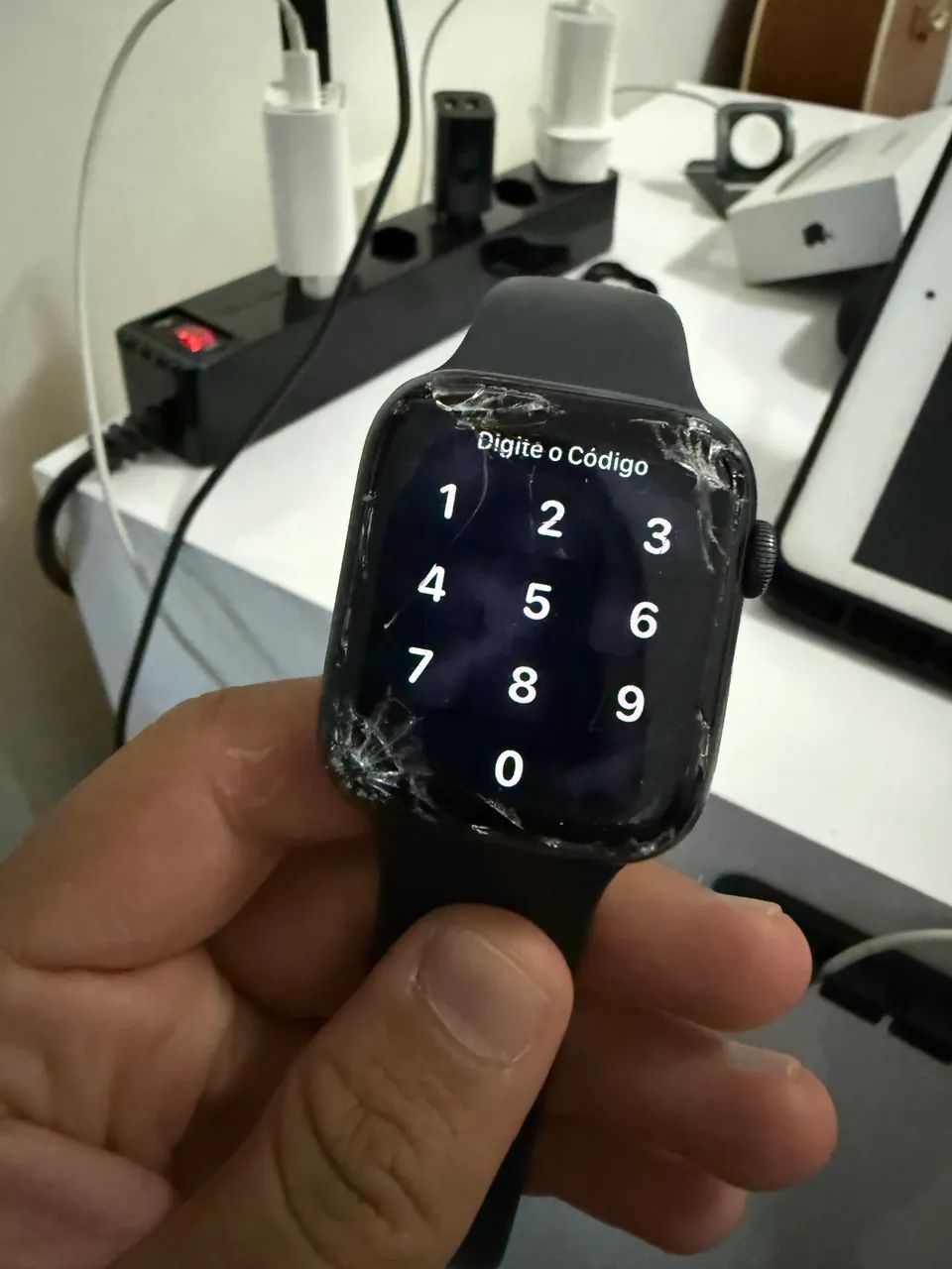 Apple Watch SE2 44mm com a tela trincada - Foto 2