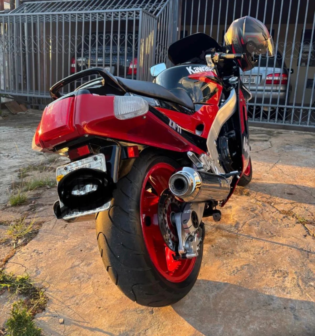 Kawasaki Zx-11 1100cc 1991 - 1493137803 | OLX