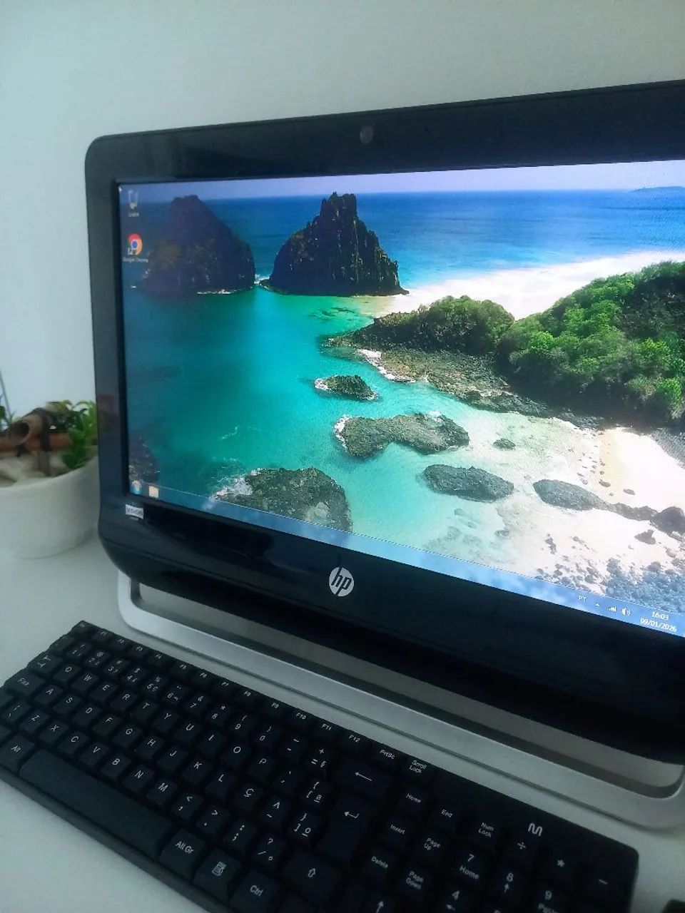 Computador All in One HP - 4GB RAM, Windows 7 (Completo c/ Teclado e Mouse) - Foto 4