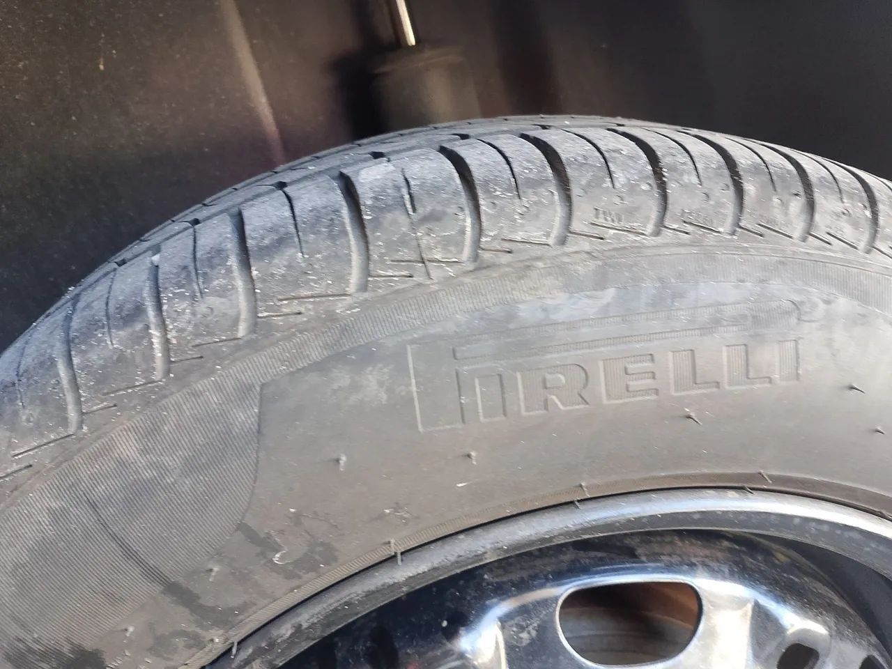 Rodas 14" com pneus excelentes! - Foto 2