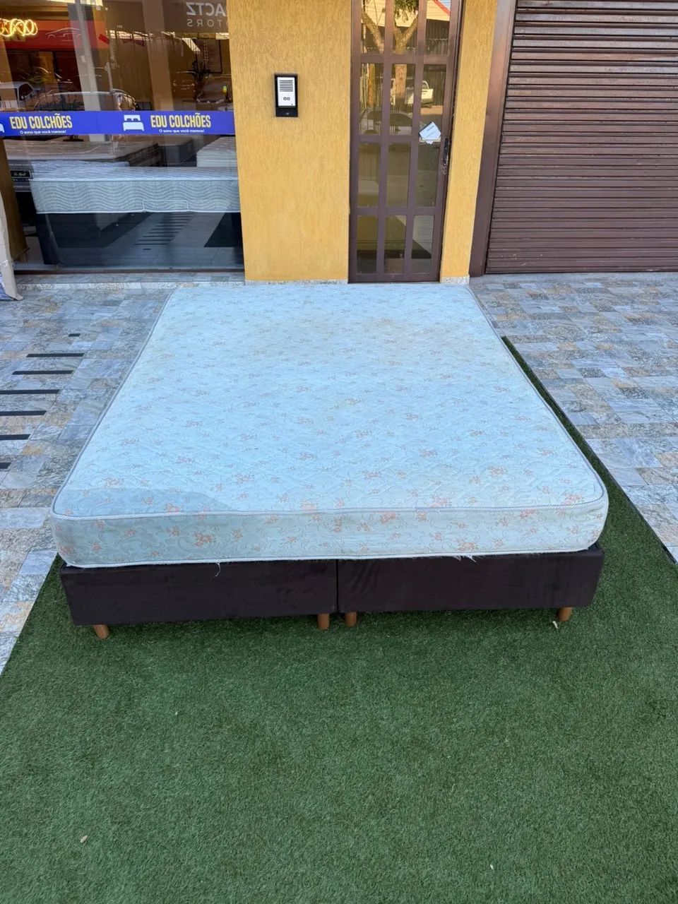 Colchão QUEEN PROBEL USADO COM CAMA - Foto 2