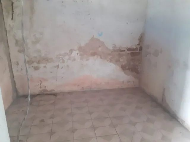 Vendo casa no Centro de Simão Dias/SE - Foto 5
