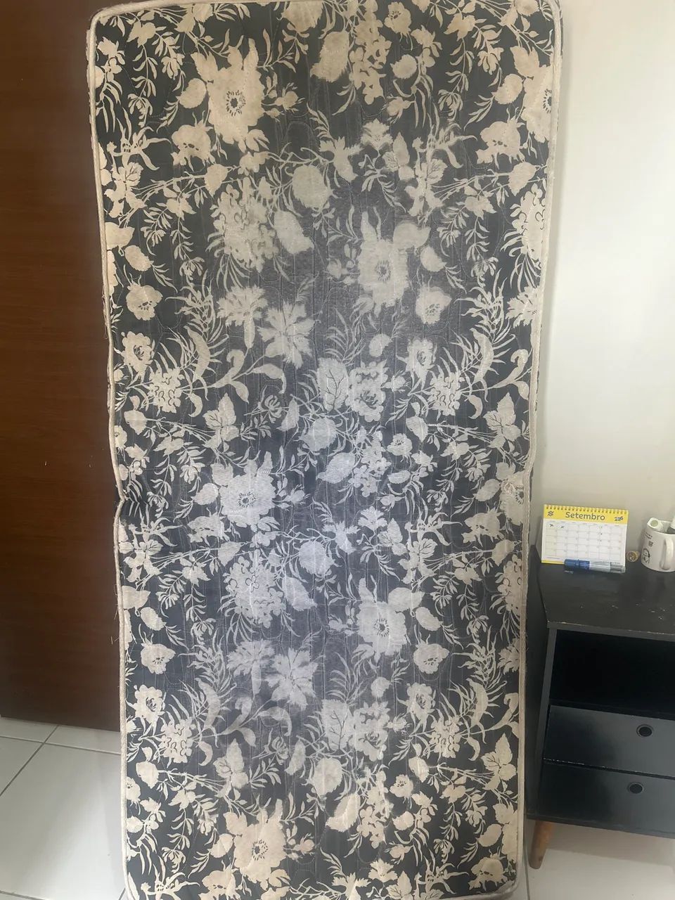 Cama solteiro com colchão  - Foto 2