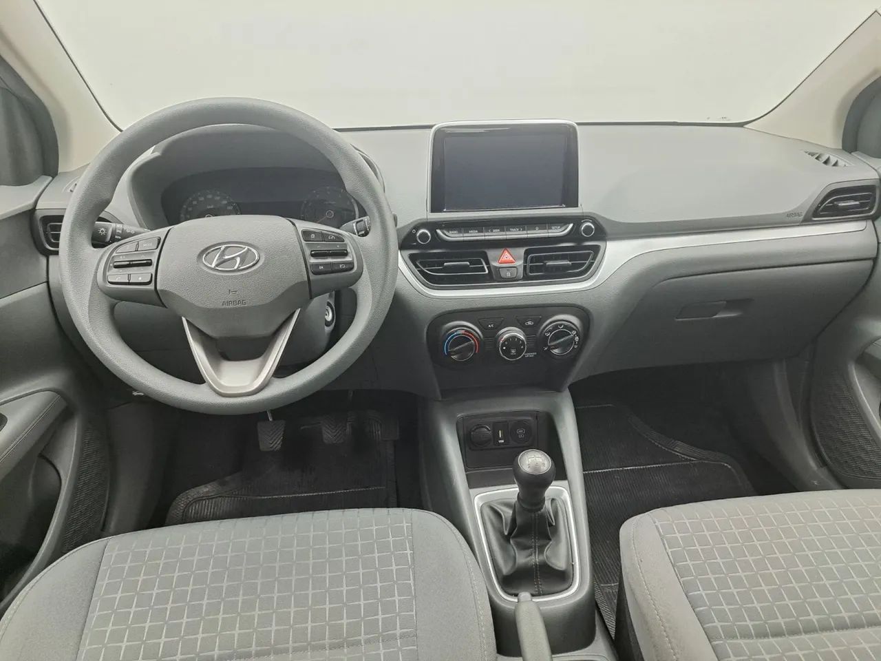 Hyundai HB20S Comfort Plus 1.0 TB Flex 12V Aut, foto 15 de 18