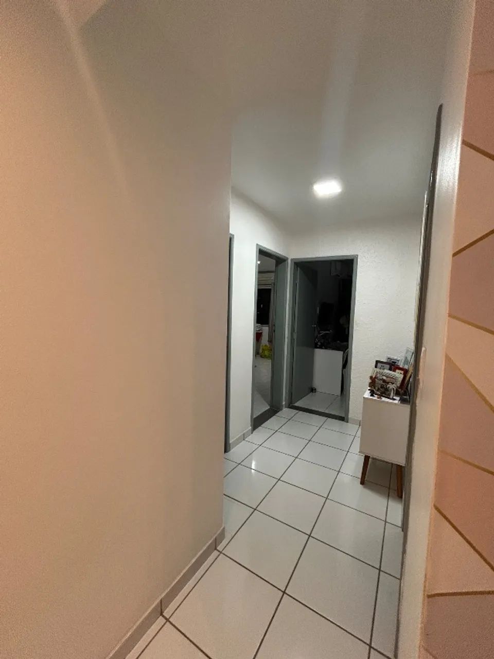 EXCELENTE!!REFORMADO!!EDIFICIO OMEGA!! 3 QTS S/2 SUÍTES!! 495 MIL - Foto 3