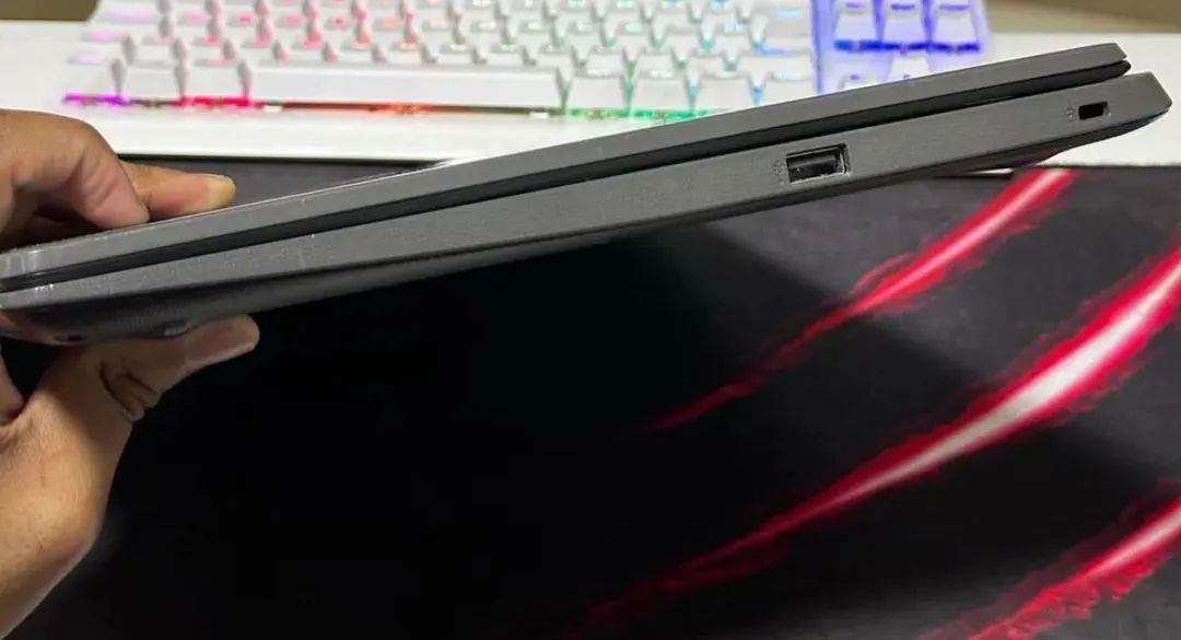 Notebook i5 8gb+ SSD - Foto 4