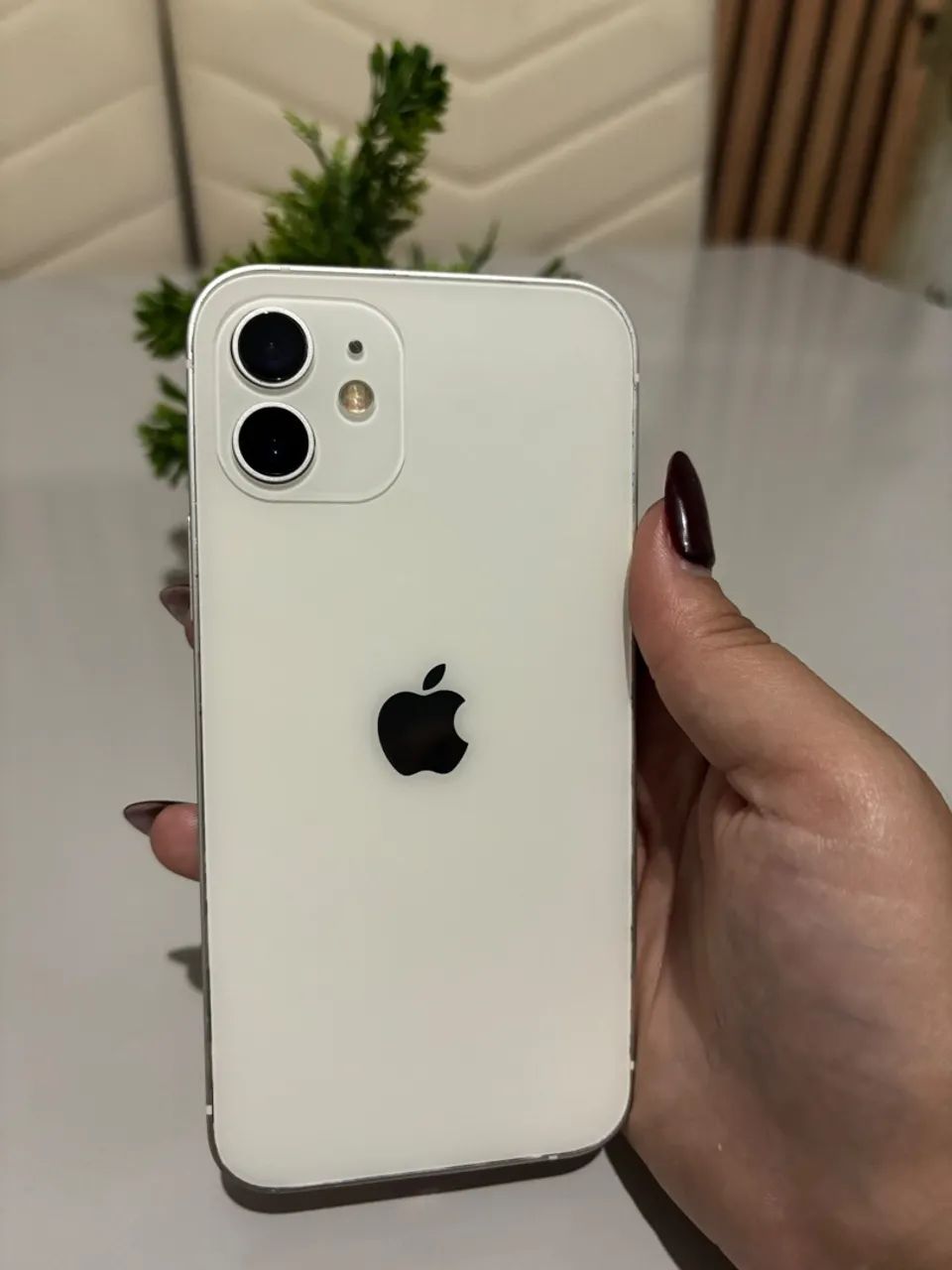 iPhone 12 