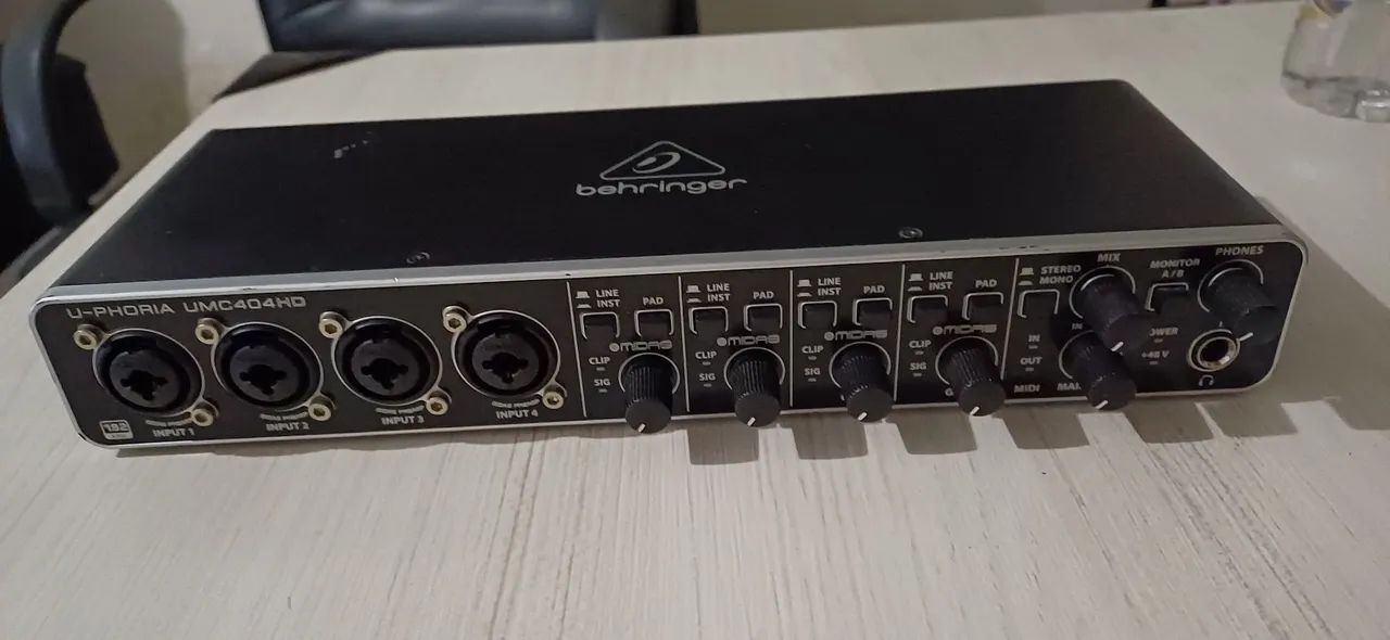 INTERFACE DE AUDIO BEHRINGER UMC 404HD - Foto 3