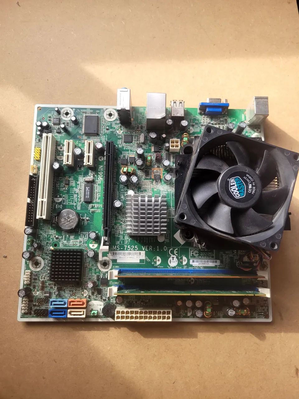 Kit placa-mãe MSI + Intel Celeron + 2 GB DDR2 - Foto 4