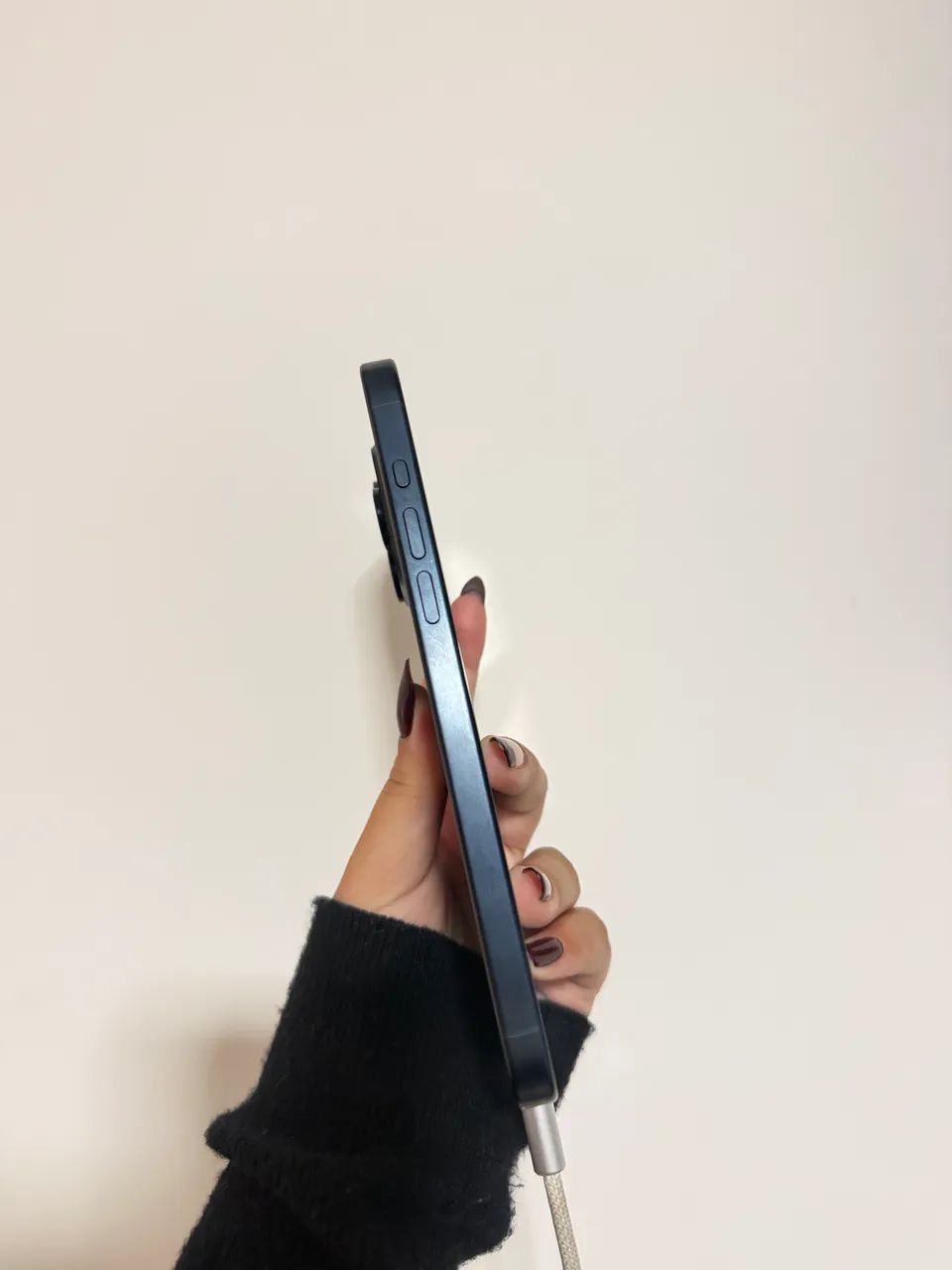 iPhone 15 Pro Max Azul - Foto 3