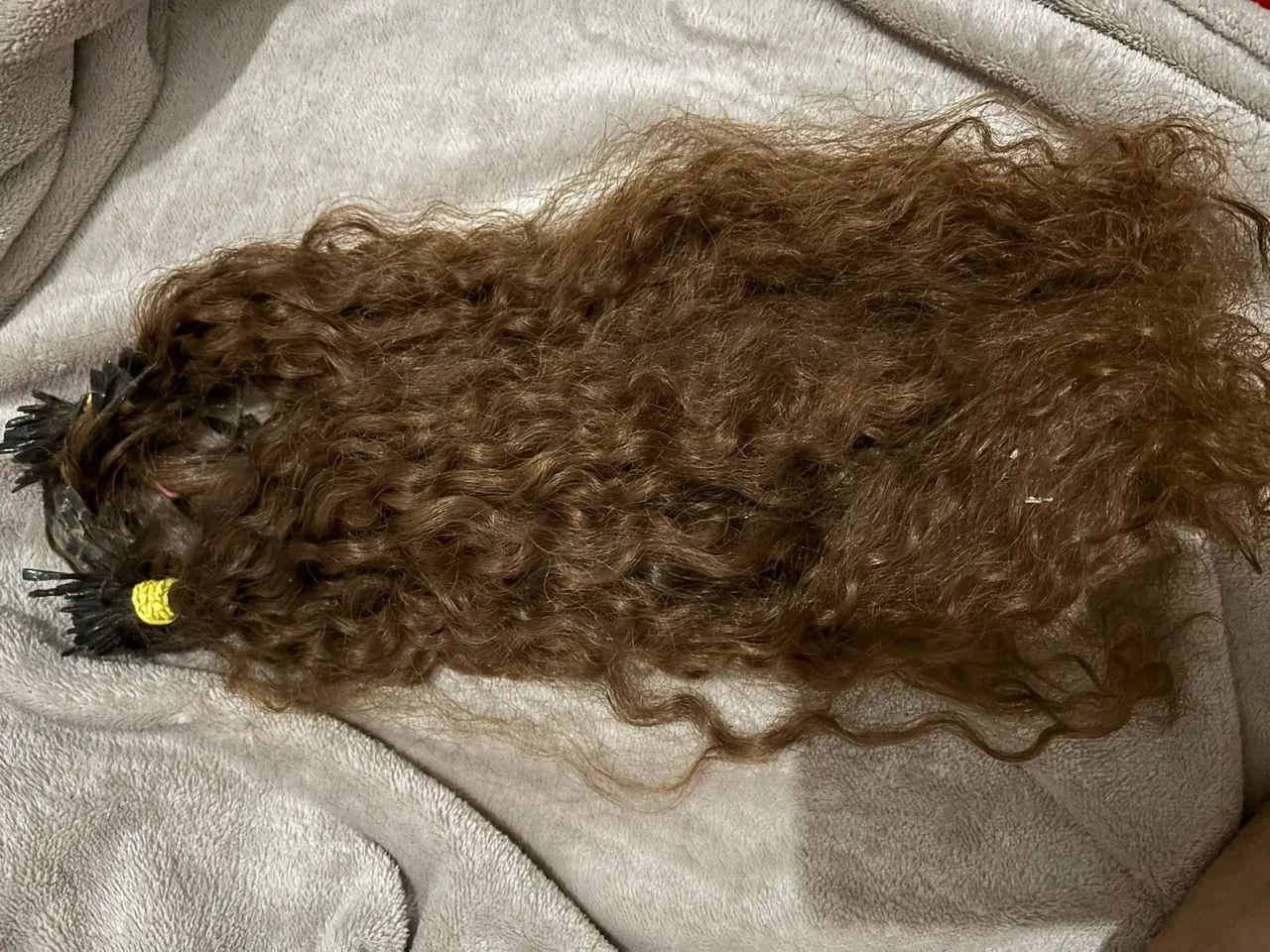 Cabelo mega hair cacheado natural