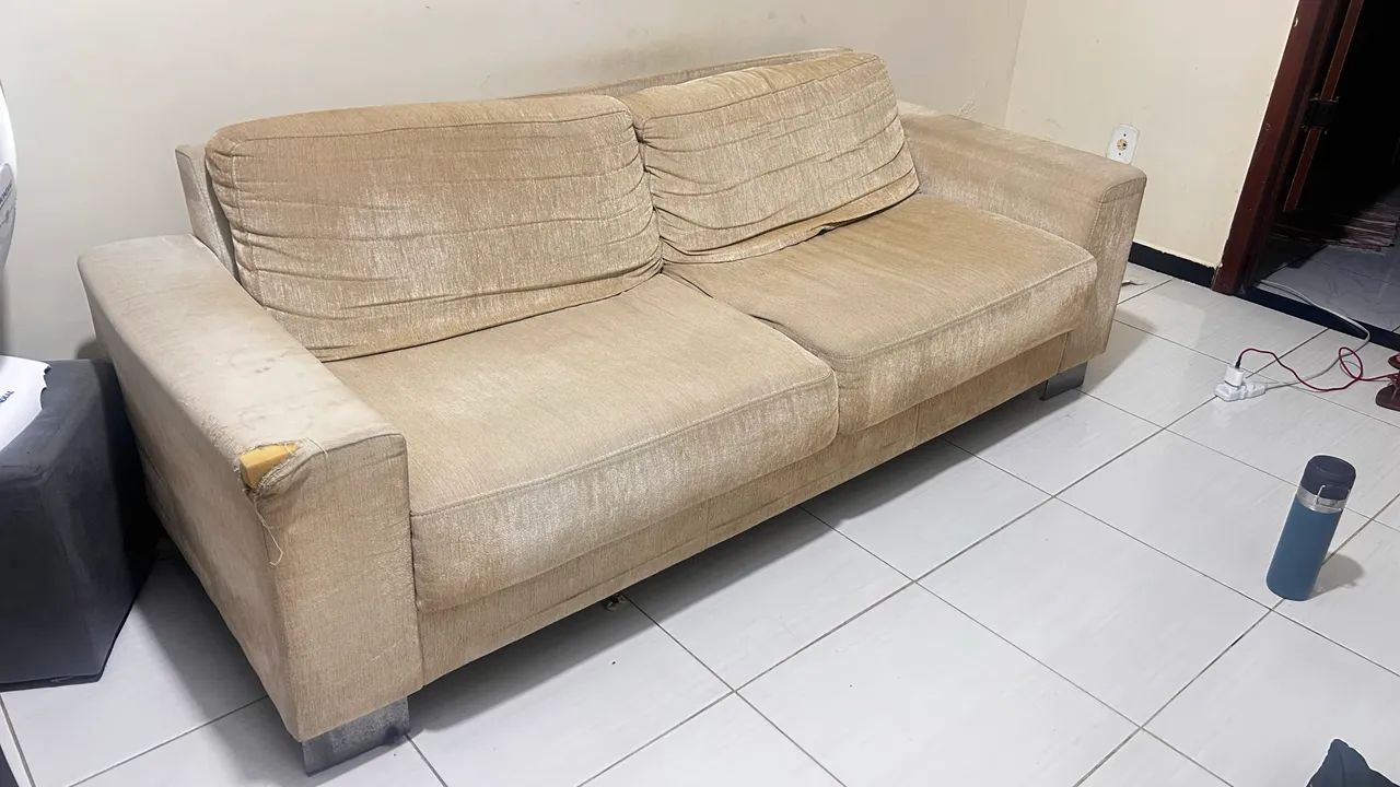 Sofá simples 3 lugares  - Foto 2