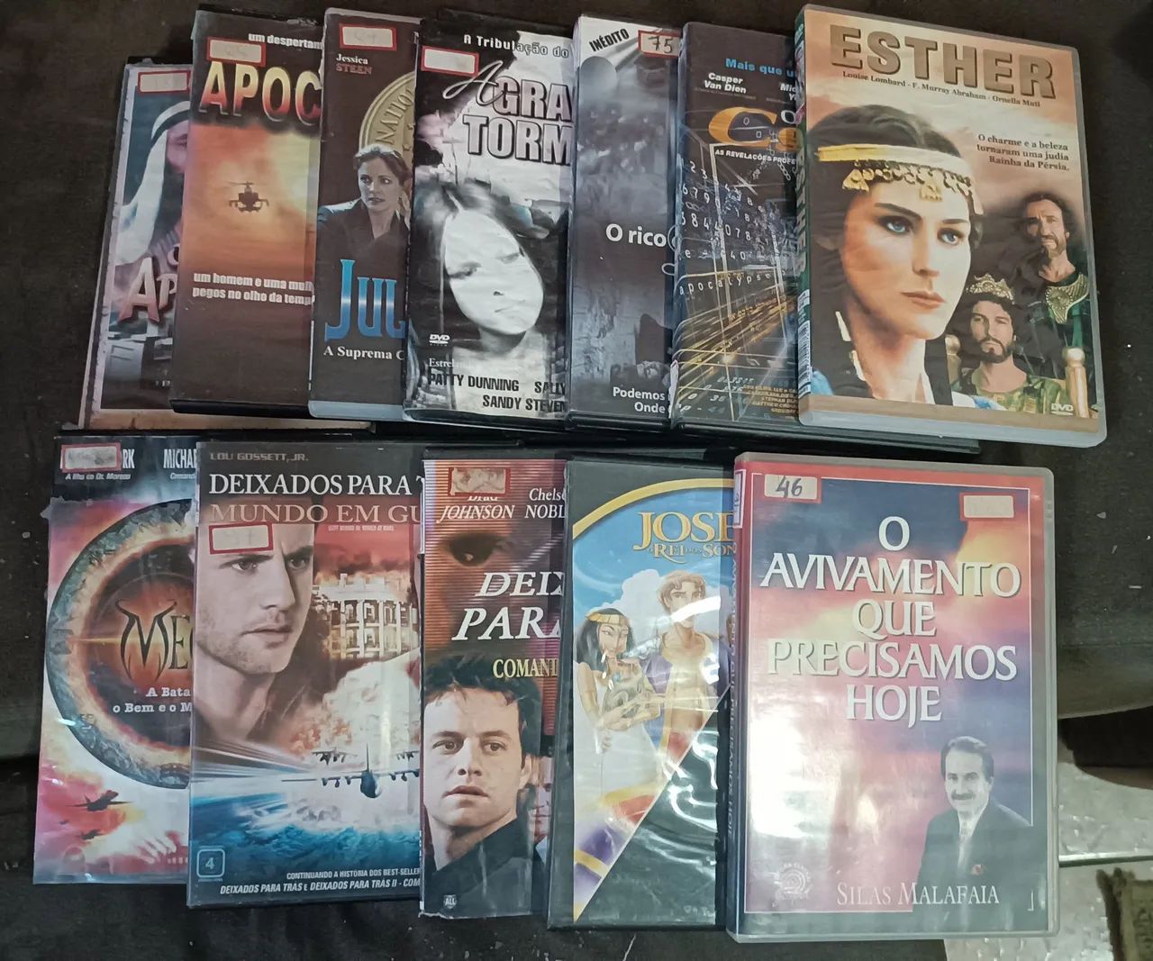 LOTE COM MAIS DE 150 DVDS EVANGÉLICOS 