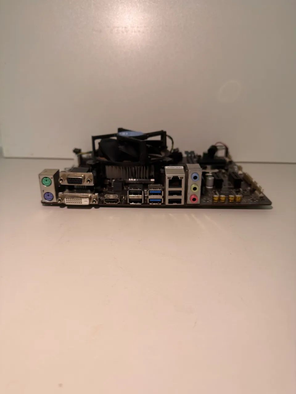 Kit i5 7400 e placa Mae h110m m.2