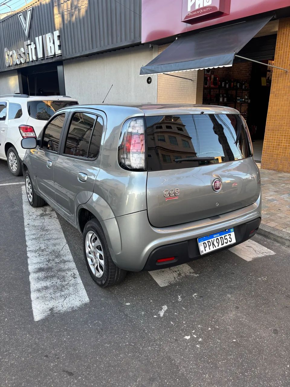 Fiat Uno Attractive 1.0 Flex 6V 5P 2017 - Foto 4